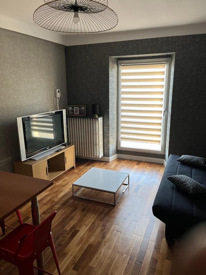 Studio A Proximite De Laval Aparthotel Soulgé-sur-ouette Екстериор снимка